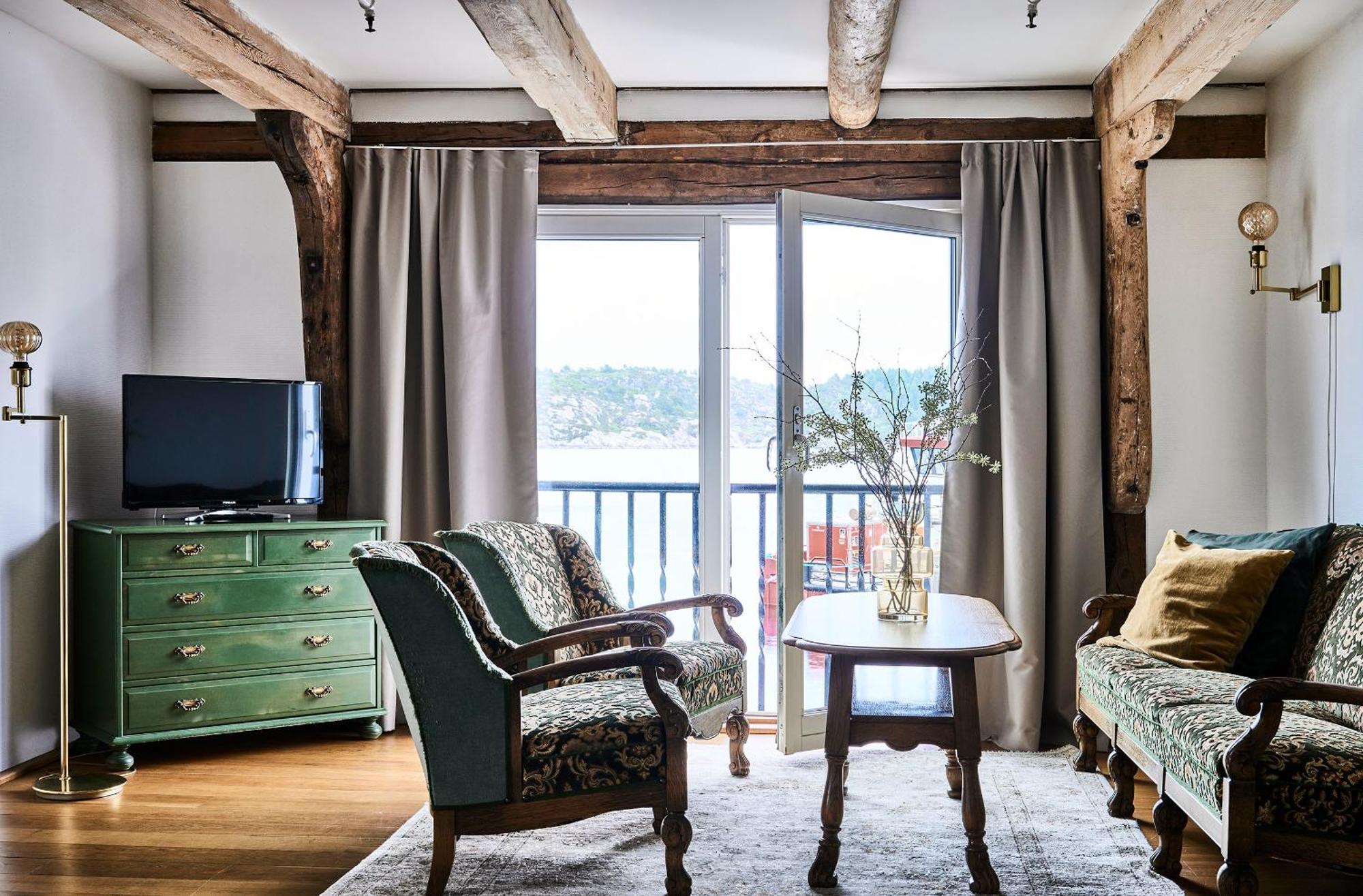 Bekkjarvik Gjestgiveri Hotell 3*